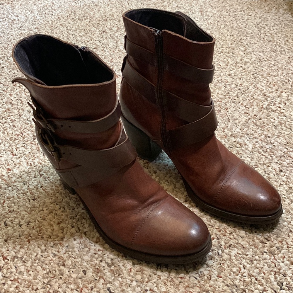 MOMA Italia Classic Zip Moto - Boots. Deep Cognac 8.5 - 3.25” heel